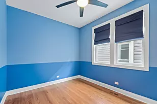 3324 N Albany Ave, Chicago, IL 60618 - Photo 25