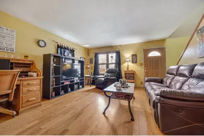 128 Fairview Lane, Streamwood, IL 60107 - Photo 3