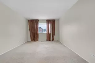 6961 N Oakley Ave, Chicago, IL 60645 - Photo 13