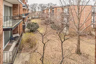 6961 N Oakley Ave, Chicago, IL 60645 - Photo 21