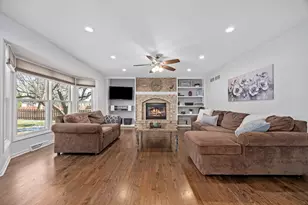 38 Breckenridge Dr, Aurora, IL 60504 - Photo 17