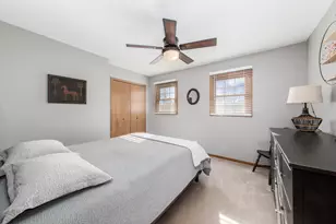 282 Waterford Dr, Lake Zurich, IL 60047 - Photo 25