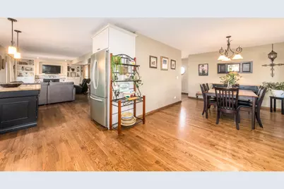 282 Waterford Drive, Lake Zurich, IL 60047 - Photo 9