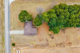 24100 N Co Rd 3100 E, Manito, IL 61546 - Photo 29