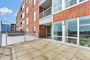 301 N Neil St, Champaign, IL 61820 - Photo 21
