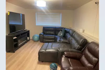 17720 Central Park Avenue, Country Club Hills, IL 60478 - Photo 5