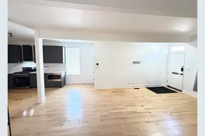 1945 W Thomas Street #1, Chicago, IL 60622 - Photo 9