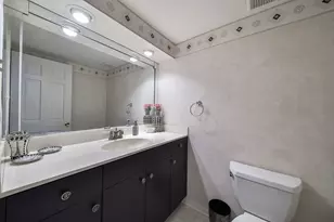 [Address not provided], Wheaton, IL 60187 - Photo 25