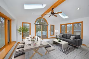 [Address not provided], Wheaton, IL 60187 - Photo 9