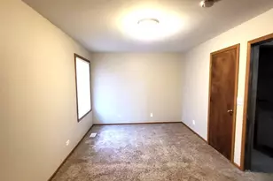 1740 Cumberland Rd, Aurora, IL 60504 - Photo 25