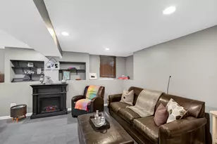 4615 W Grace St, Chicago, IL 60641 - Photo 25