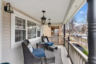 4615 W Grace St, Chicago, IL 60641 - Photo 3