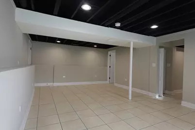 1800 Hollywood Avenue, Hanover Park, IL 60133 - Photo 27