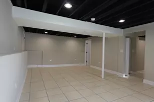 1800 Hollywood Ave, Hanover Park, IL 60133 - Photo 27