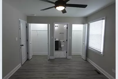 1800 Hollywood Avenue, Hanover Park, IL 60133 - Photo 21