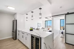 5455 N Sheridan Rd, Chicago, IL 60640 - Photo 9