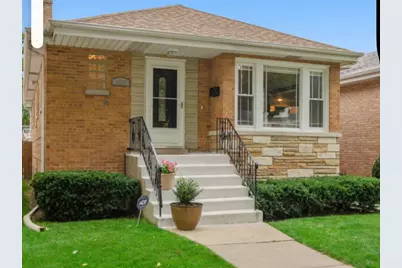 4565 N McVicker Avenue, Chicago, IL 60630 - Photo 1