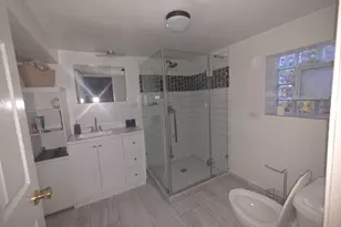 5752 W Byron Ave, Chicago, IL 60634 - Photo 13