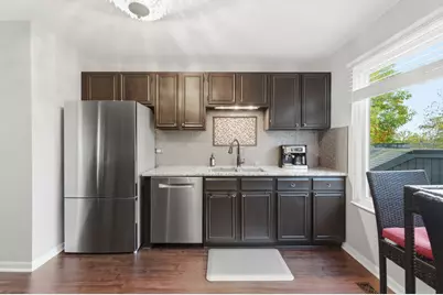 294 W Mallard Point #A, Lake Barrington, IL 60010 - Photo 13