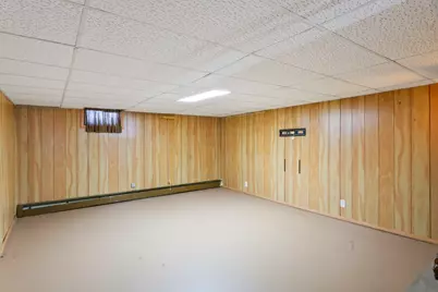 938 Hillcrest Road, Elgin, IL 60123 - Photo 19