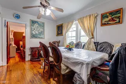 2832 N Mozart Street, Chicago, IL 60618 - Photo 11