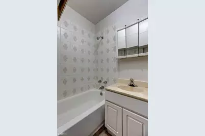 2832 N Mozart Street, Chicago, IL 60618 - Photo 9