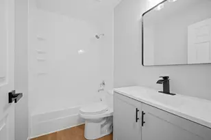7873 Asbury Cir, Hanover Park, IL 60133 - Photo 13