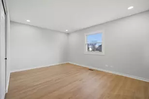 7873 Asbury Cir, Hanover Park, IL 60133 - Photo 17