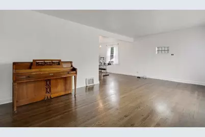 [Address not provided], Westchester, IL 60154 - Photo 3