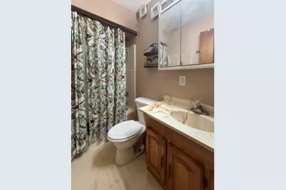 1245 W Violet Street, Freeport, IL 61032 - Photo 15