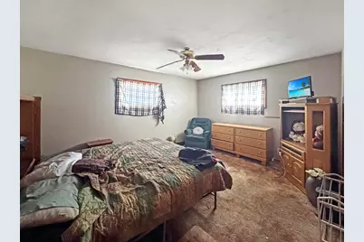 1245 W Violet Street, Freeport, IL 61032 - Photo 17