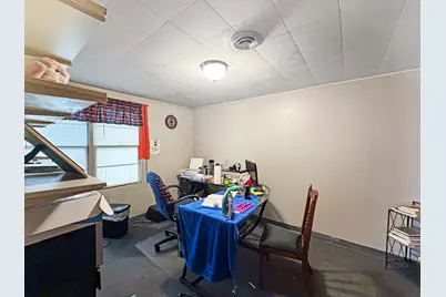 1245 W Violet Street, Freeport, IL 61032 - Photo 9