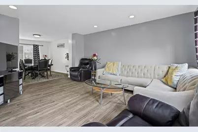 755 White Pine Circle, Lake in the Hills, IL 60156 - Photo 3