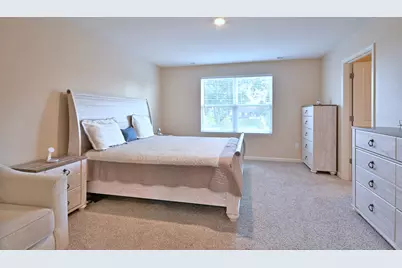 1381 Vineyard Lane, Pingree Grove, IL 60140 - Photo 19