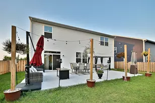 1381 Vineyard Ln, Pingree Grove, IL 60140 - Photo 41