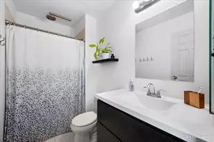 1751 Hemlock Dr, Glendale Heights, IL 60139 - Photo 9