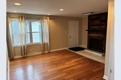 127 Hickory Road, Oakwood Hills, IL 60013 - Photo 7