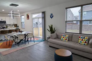 1619 Emma Ln, Pingree Grove, IL 60140 - Photo 3