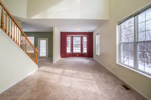 860 Amelia Ct, Grayslake, IL 60030 - Photo 3