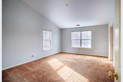 860 Amelia Court, Grayslake, IL 60030 - Photo 13