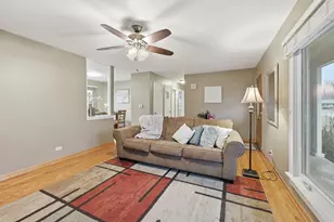 1106 Lovell Ct, Elk Grove Village, IL 60007 - Photo 11