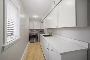 27 Park Ln, Park Ridge, IL 60068 - Photo 33