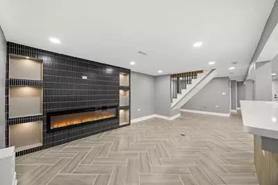 8645 S Bennett Avenue, Chicago, IL 60617 - Photo 35