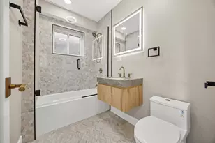 8645 S Bennett Ave, Chicago, IL 60617 - Photo 17