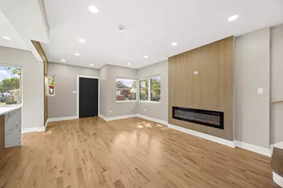 8645 S Bennett Avenue, Chicago, IL 60617 - Photo 7
