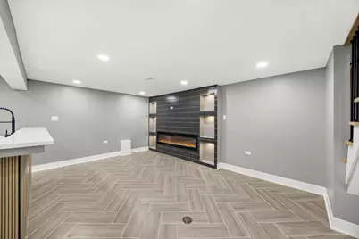 8645 S Bennett Avenue, Chicago, IL 60617 - Photo 33