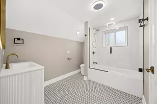 8645 S Bennett Ave, Chicago, IL 60617 - Photo 29