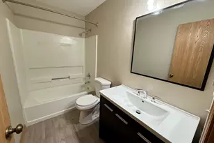 2477 Smithfield Ct, Aurora, IL 60503 - Photo 17