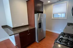 1448 W Thorndale Ave, Chicago, IL 60660 - Photo 3