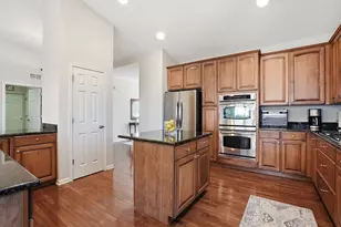 1184 Patrick Henry Pkwy, Bolingbrook, IL 60490 - Photo 9